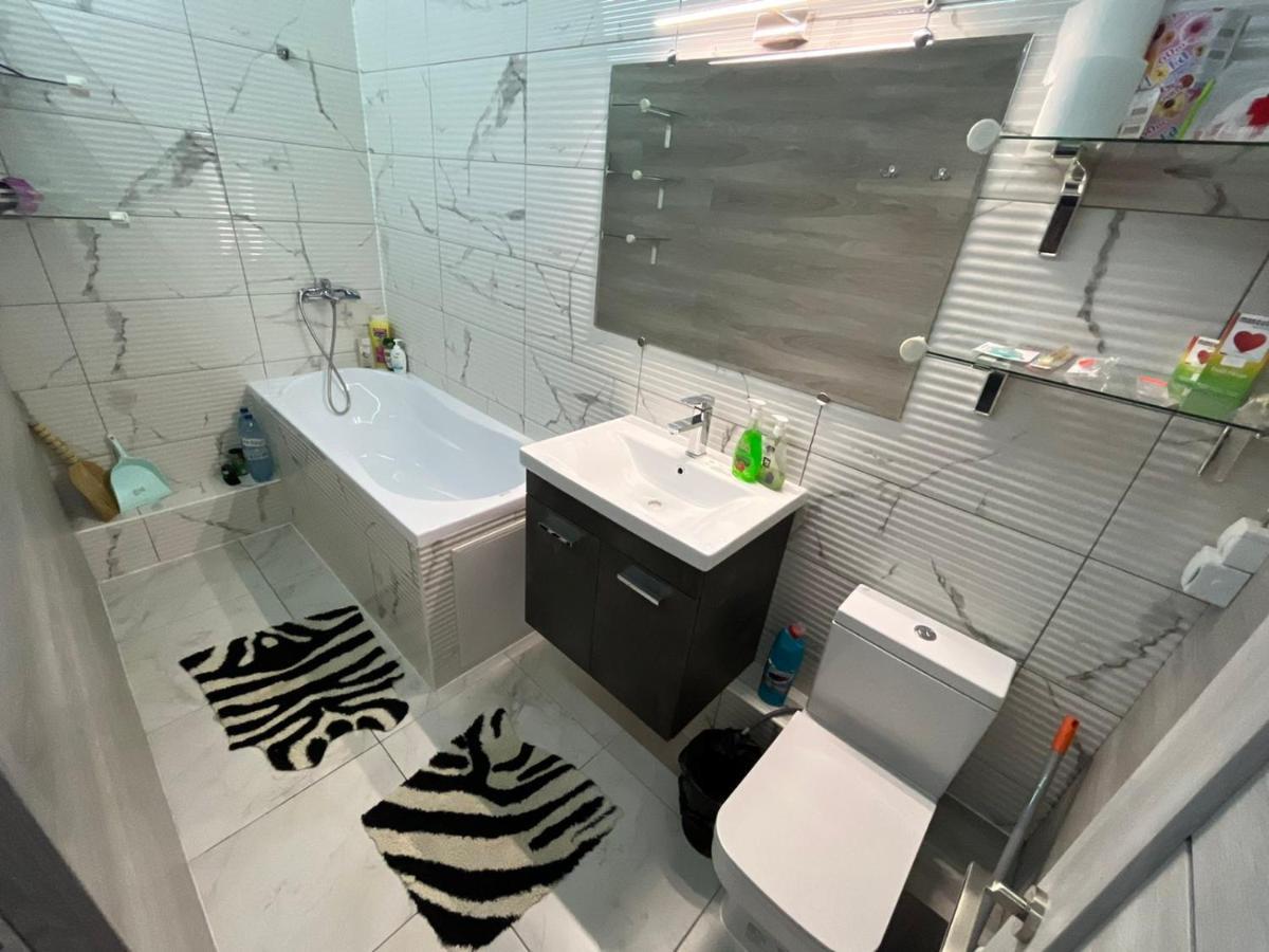 Штефан64 Leilighet Chisinau Eksteriør bilde